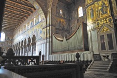 Monreale-Duomo-coro-e-navata